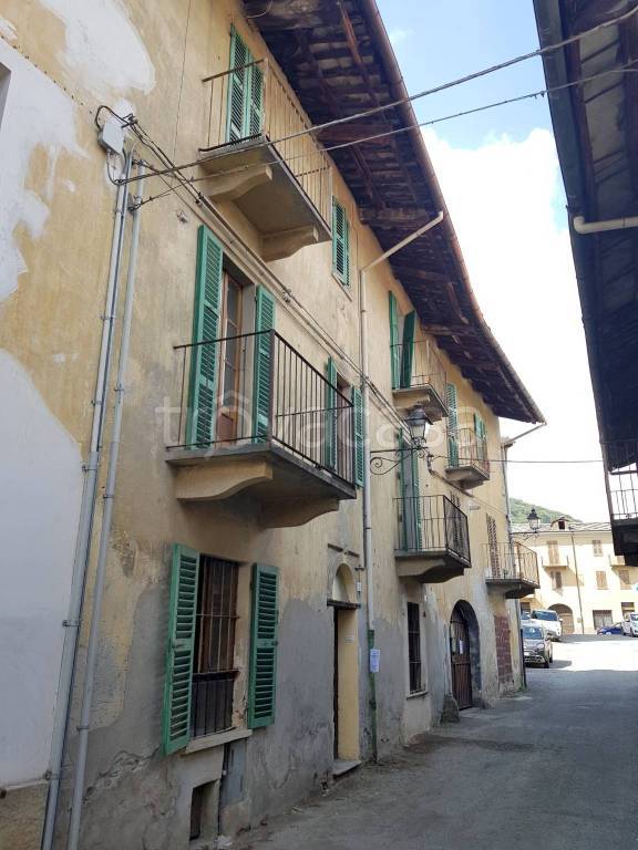 Appartamento in vendita a Luserna San Giovanni via Borgo Antico, 12