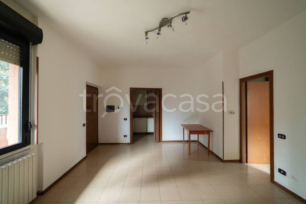 Appartamento in vendita a Legnano via 29 Maggio