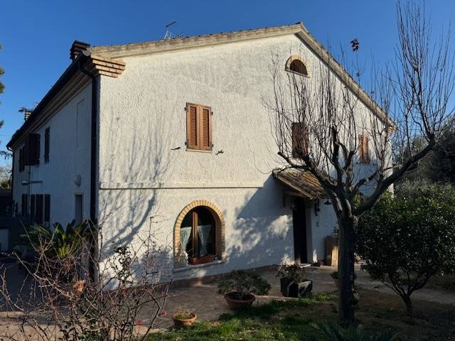 Villa Bifamiliare in vendita a San Benedetto del Tronto contrada Albula