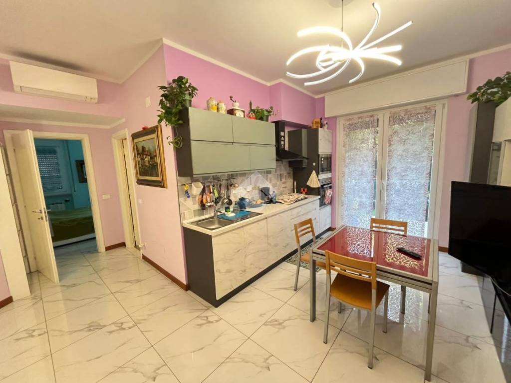 Appartamento in vendita a Rapallo via Rizzo