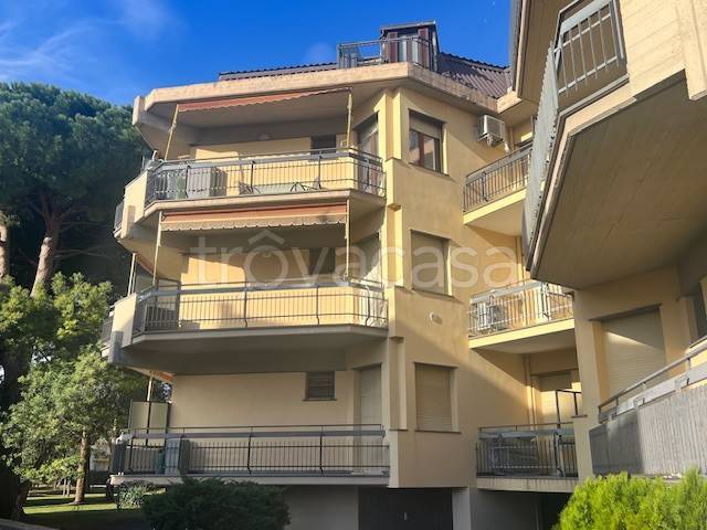 Appartamento in vendita a Pietra Ligure via Pollupice, 200