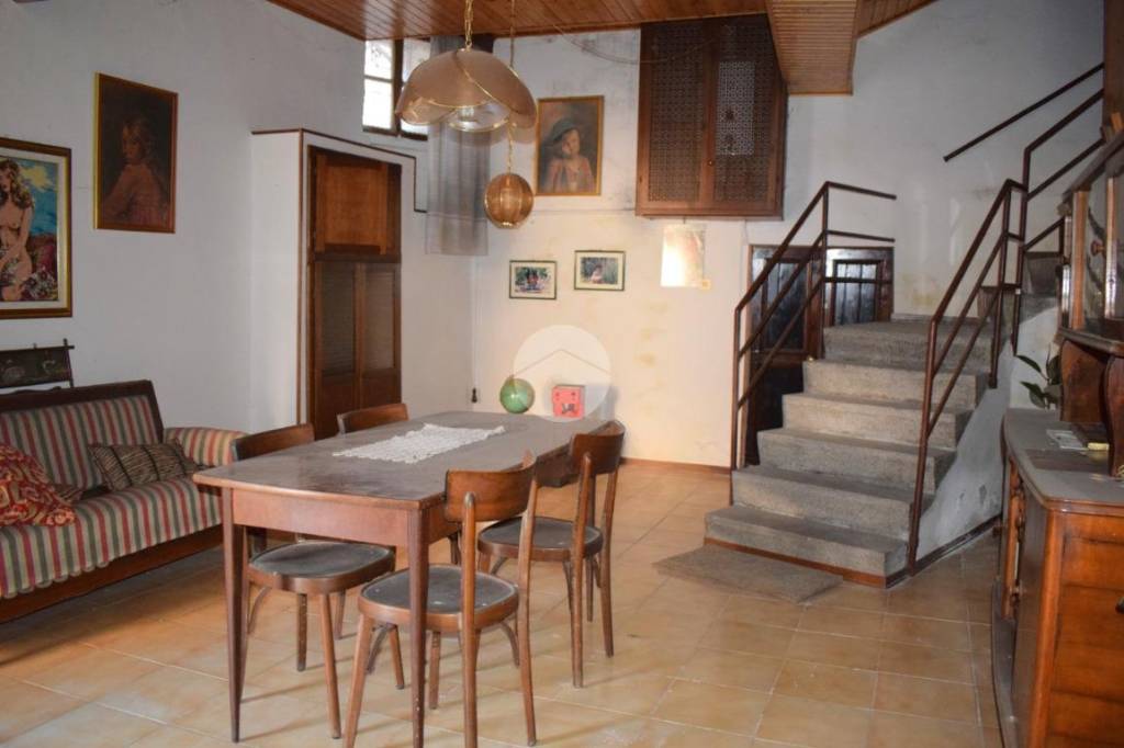 Casa Indipendente in vendita a Darfo Boario Terme vicolo della Fonte, 7