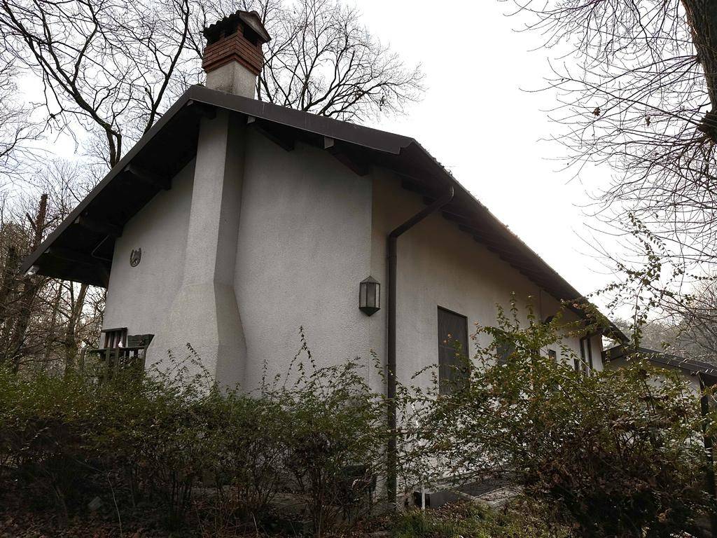 Casale in vendita a Casorate Sempione via Isonzo, 30