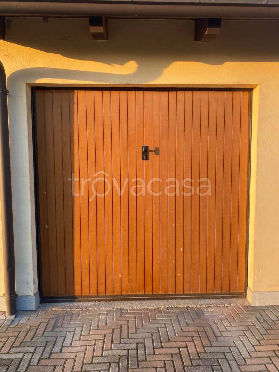 Garage in vendita a Carmagnola via Don Antonio Zappino, 14