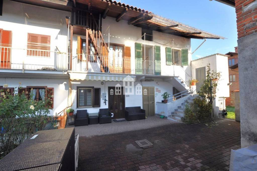 Casa Indipendente in vendita a Rivara via Cavour, 2