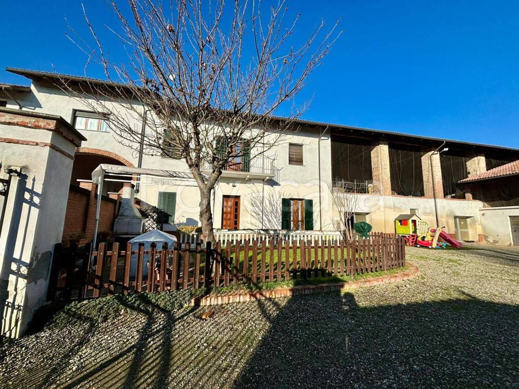 Villa Bifamiliare in vendita ad Alessandria strada Acqui, 54