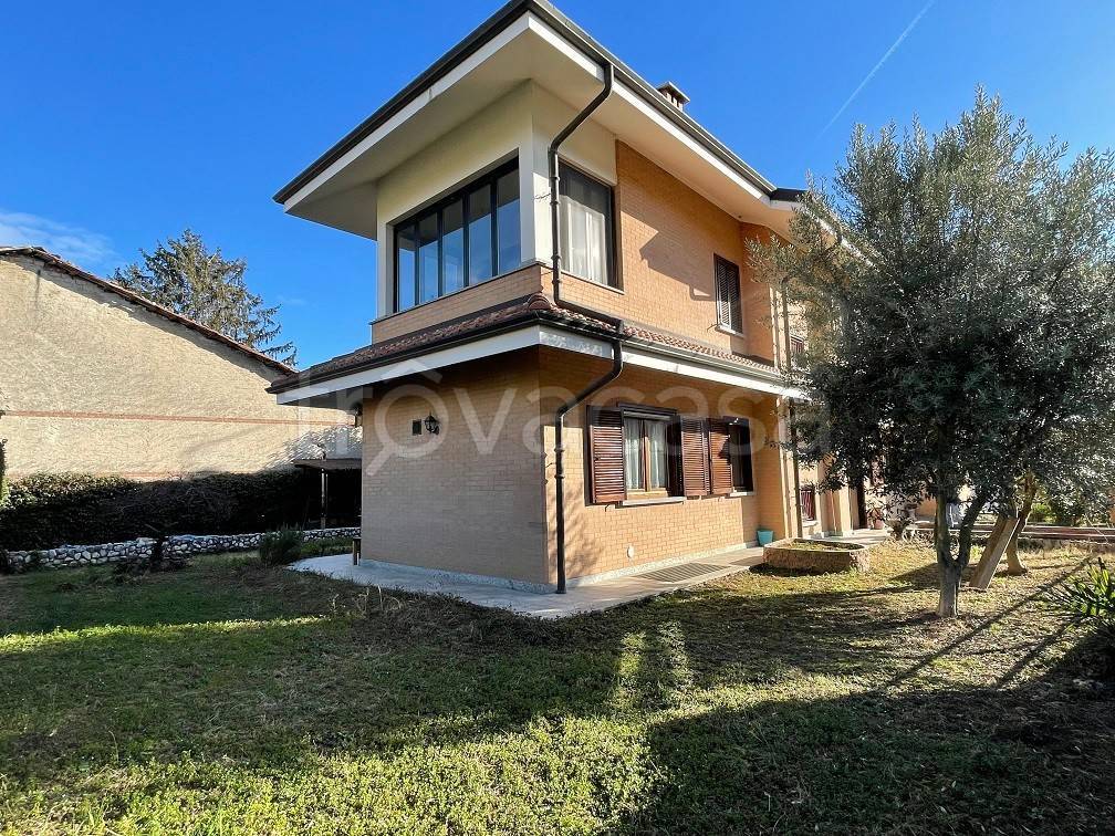 Villa a Schiera in vendita ad Alpignano via Monte Rosa