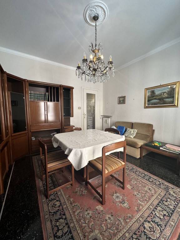 Appartamento in vendita a Genova via Avio Federico 4