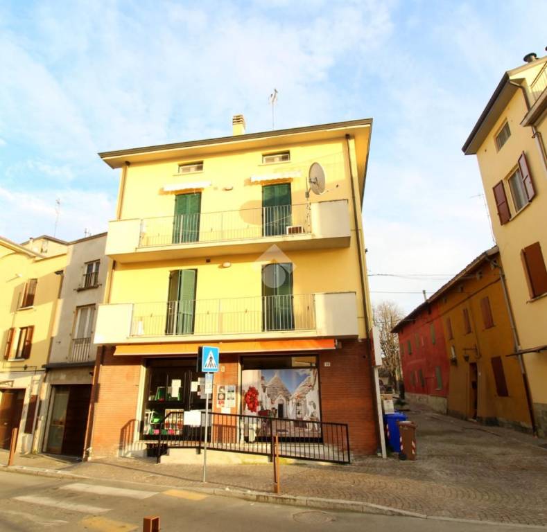 Appartamento in vendita a Montechiarugolo via Monte Pelato Sud, 1