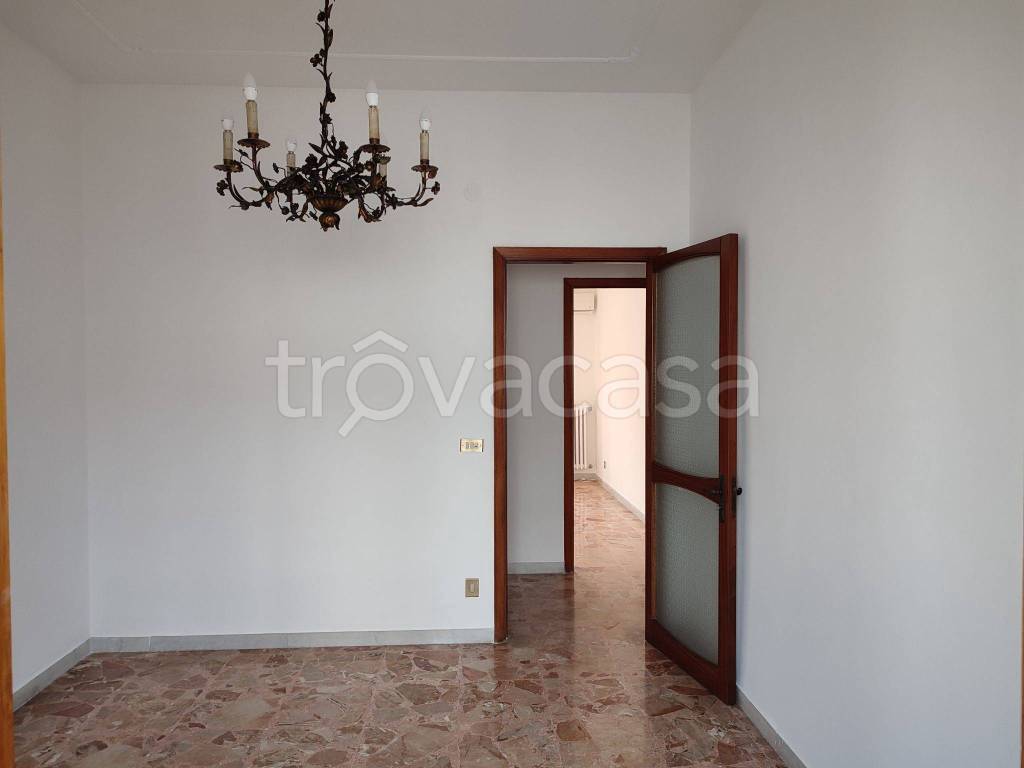 Appartamento in in affitto da privato a Taranto via Umbria
