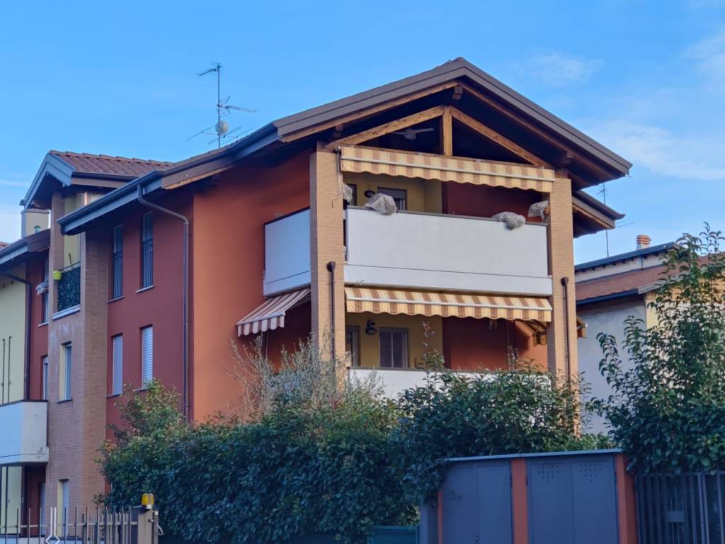 Appartamento in in vendita da privato a Cassano Magnago via Roma, 11