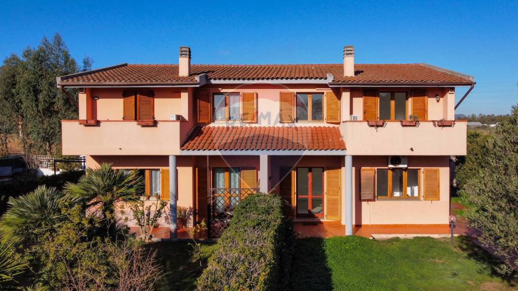 Villa Bifamiliare in vendita a Capoterra