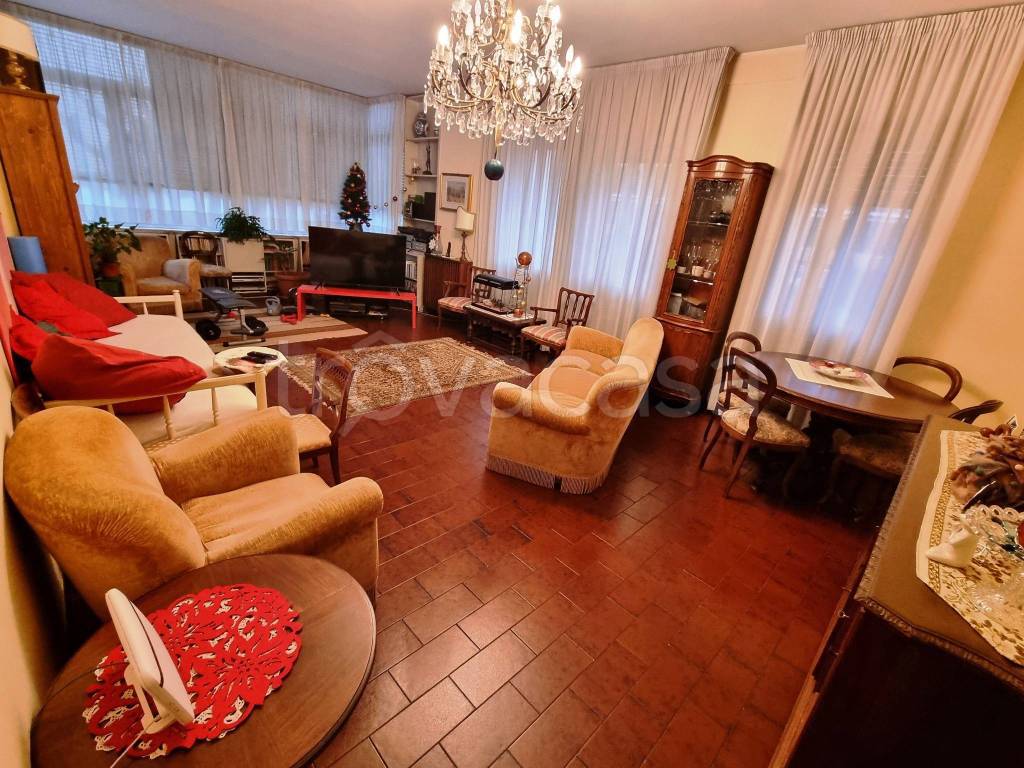 Appartamento in vendita a Padova via Ancona
