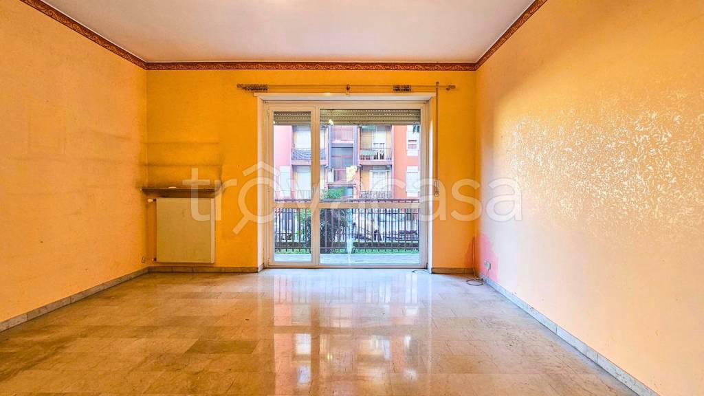 Appartamento in vendita a Saronno via Giuseppe Parini, 25