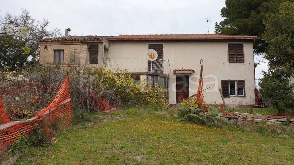 Villa in vendita a Potenza Picena varco s.n.c