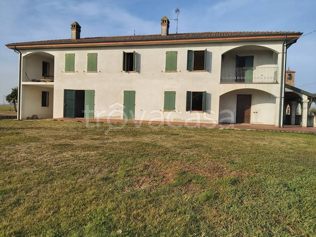 Casa Indipendente in vendita a Torre de' Picenardi località Pieve San Maurizio, 6