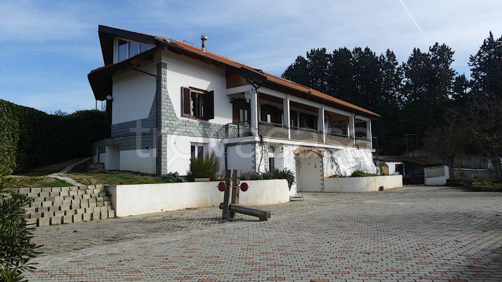 Villa in vendita a Pino Torinese strada Provinciale di Pecetto