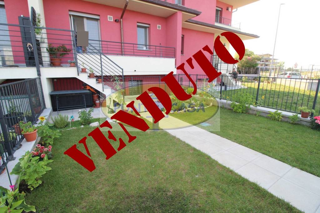 Villa a Schiera in vendita a Cornegliano Laudense via Lodi