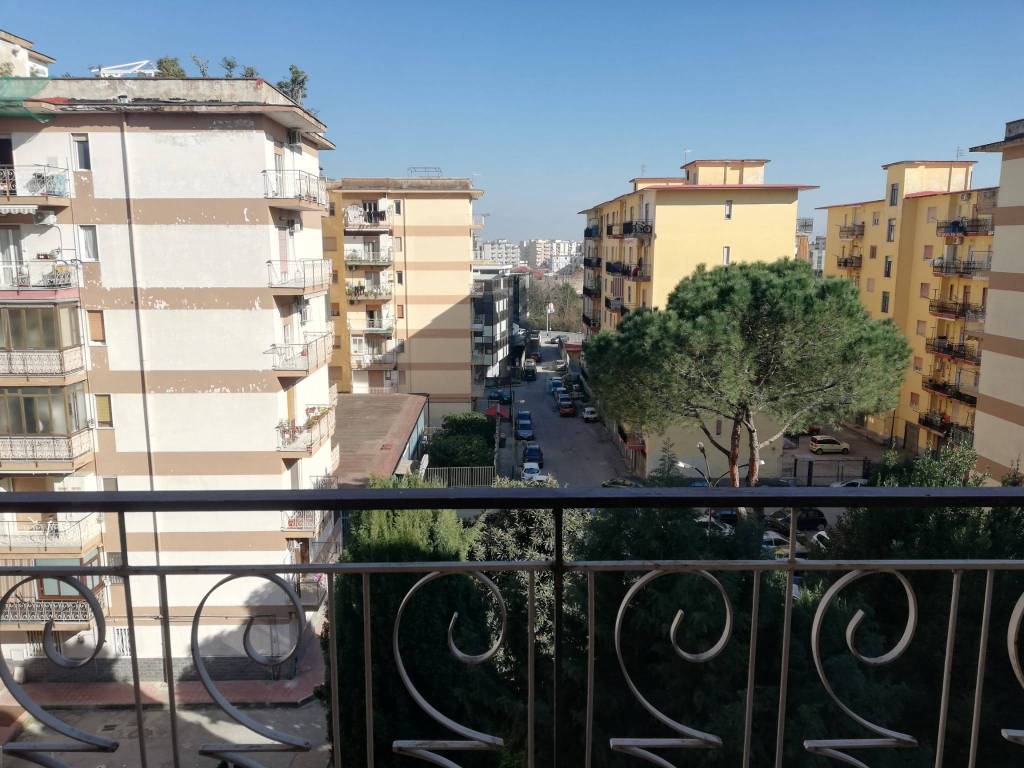 Appartamento in vendita a Casoria via Carlo Poerio