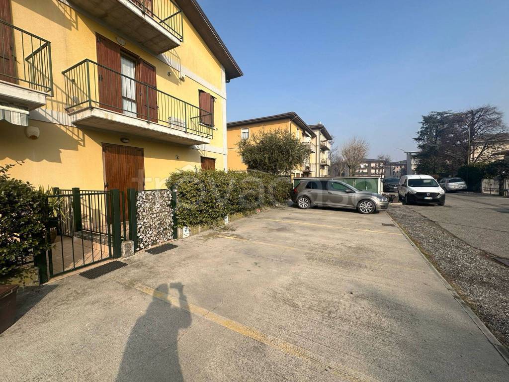 Appartamento in vendita a Montichiari via Giuseppe Ciotti, 68