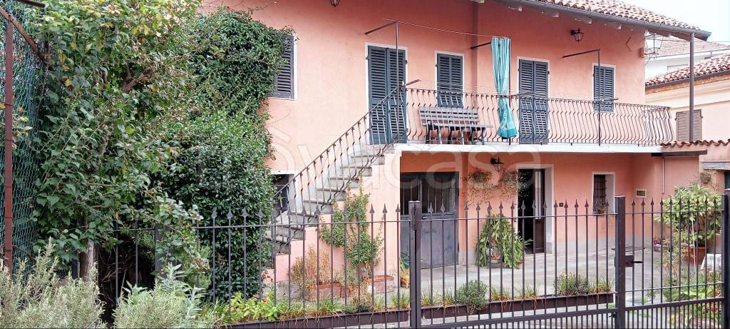 Villa in in vendita da privato a Bra via Sant'Ignazio, 38