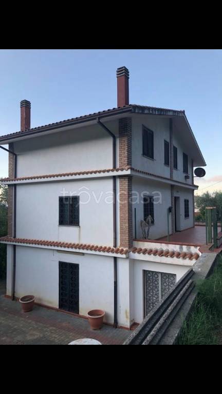Villa in vendita a Cosenza contrada Pantano di Diodato