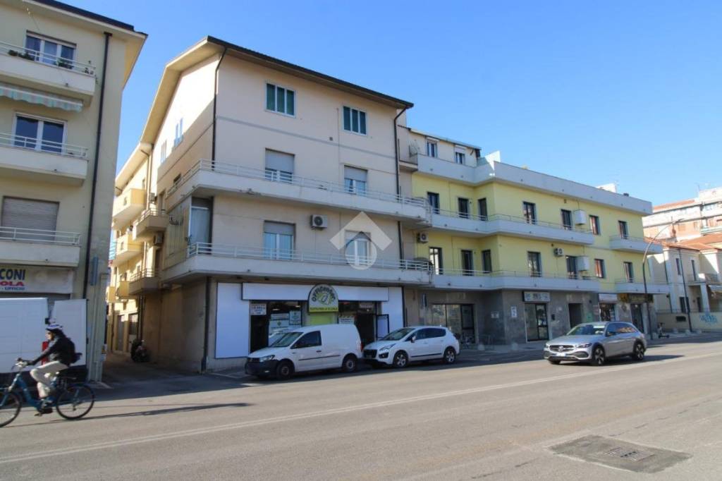 Appartamento in vendita a Pescara viale g. Marconi, 182