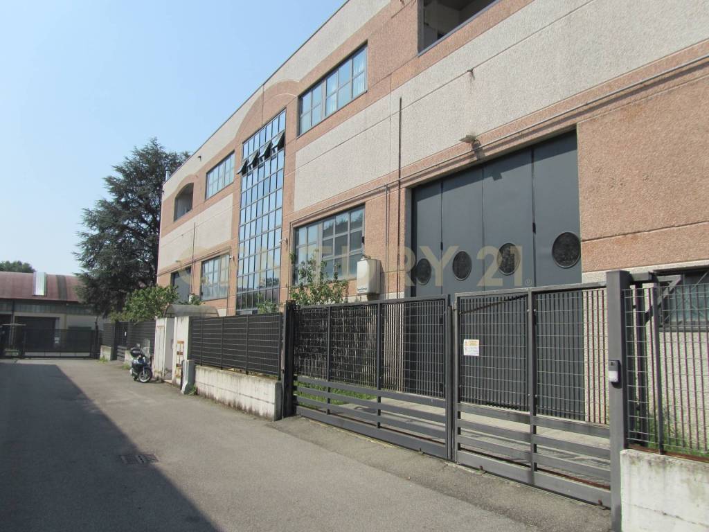 Ufficio in vendita a Paderno Dugnano via Ubaldo Panceri