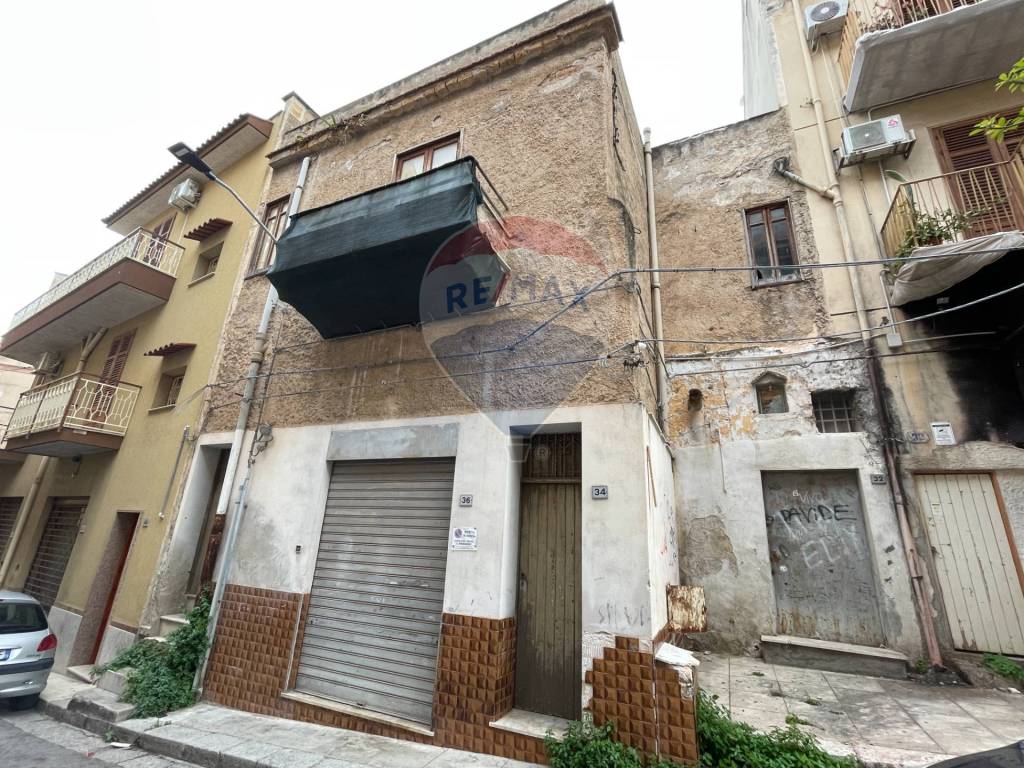 Casa Indipendente in vendita a Bagheria via Severino, 36