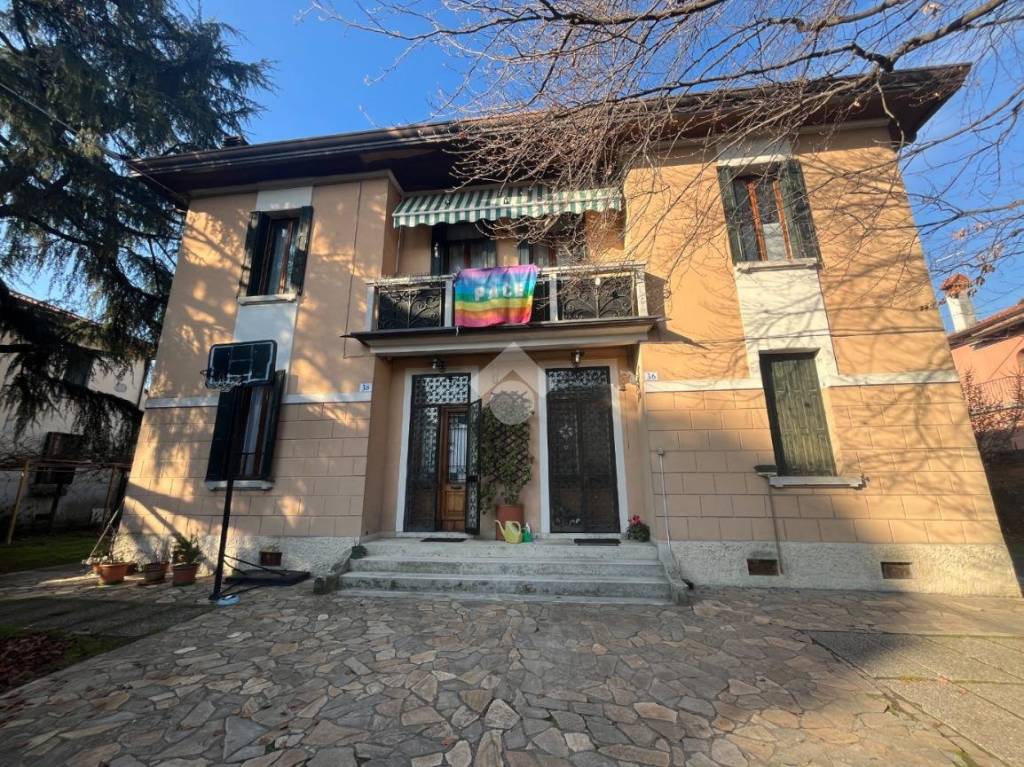 Villa in vendita a Venezia via Silvio Trentin, 36
