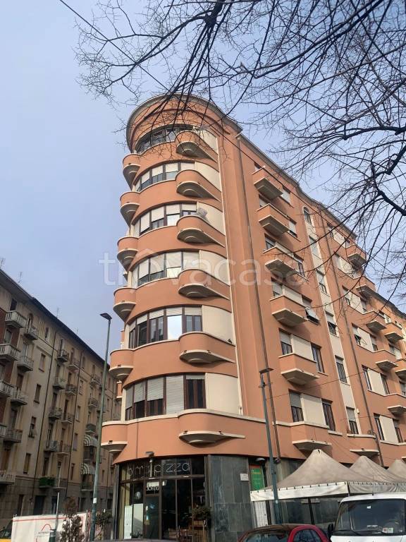 Appartamento in vendita a Torino corso Lecce, 53