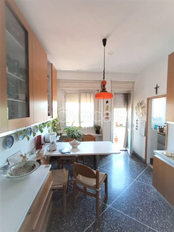 Appartamento in vendita a Bologna via Santa Rita, 4