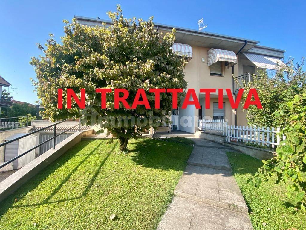 Villa Bifamiliare in vendita a Cilavegna via Vernazzola, 26