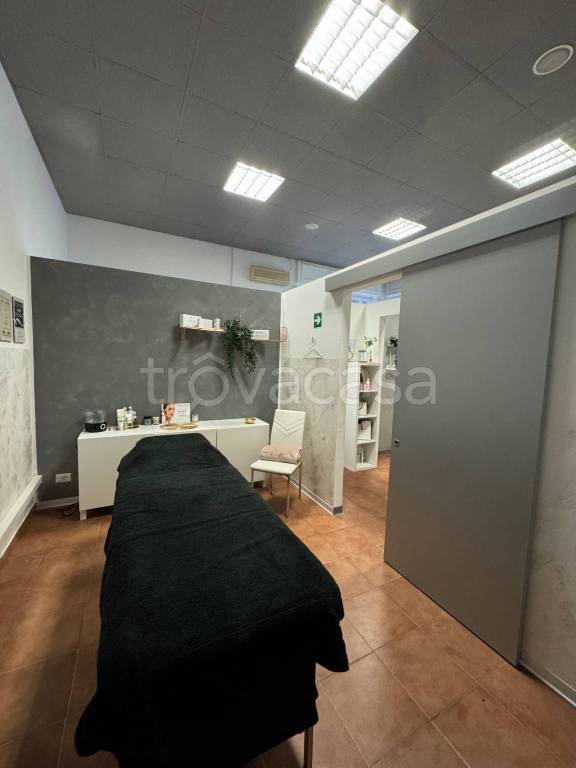 Centro Estetico/Solarium/Benessere in in affitto da privato a Torino via Cesana, 17