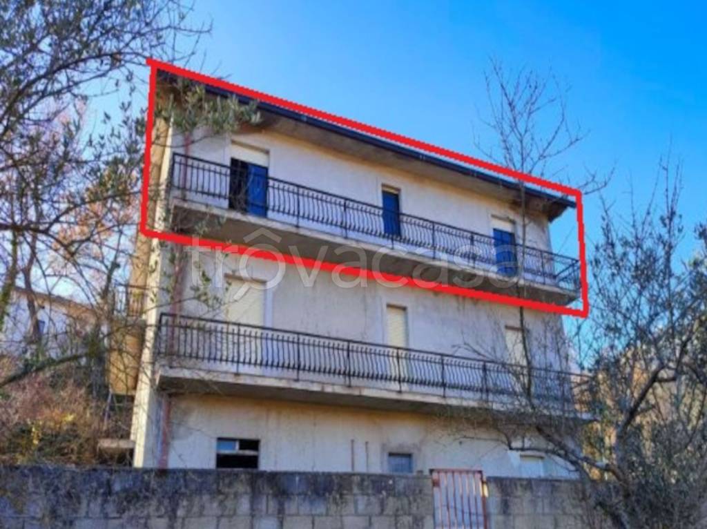 Appartamento in vendita a Pennapiedimonte strada Provinciale Val di Foro e Bocca di Valle
