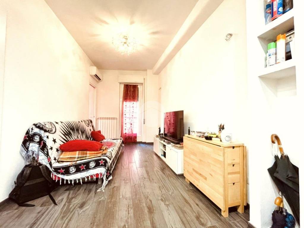Appartamento in vendita a Roma via dei Pisoni, 60