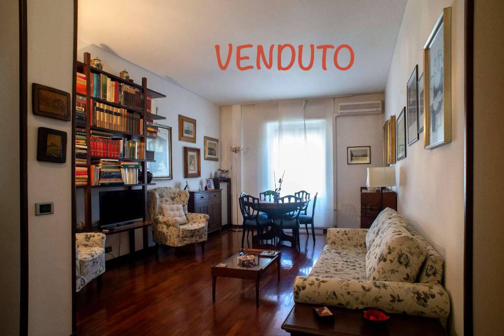 Appartamento in vendita a Milano via Pola