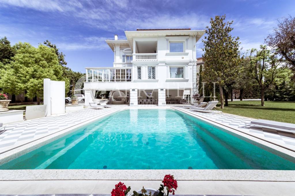 Villa in vendita a Empoli via Giovanni Amendola, 25