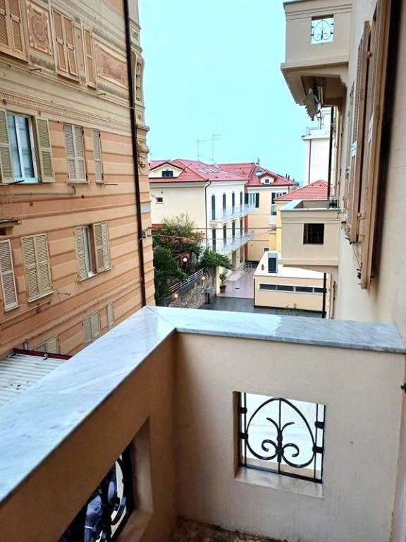 Appartamento in vendita ad Alassio via Giuseppe Garibaldi