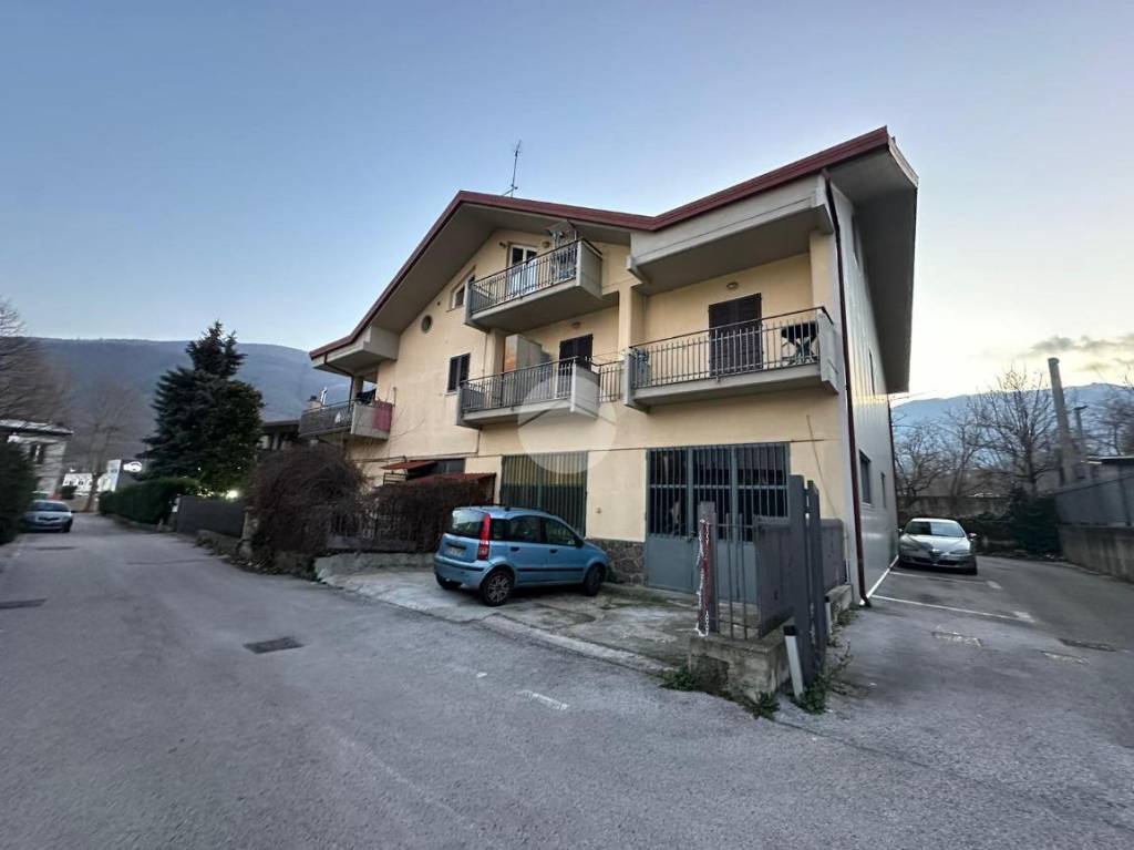 Appartamento in vendita a Monteforte Irpino via Taverna Campanile, 184