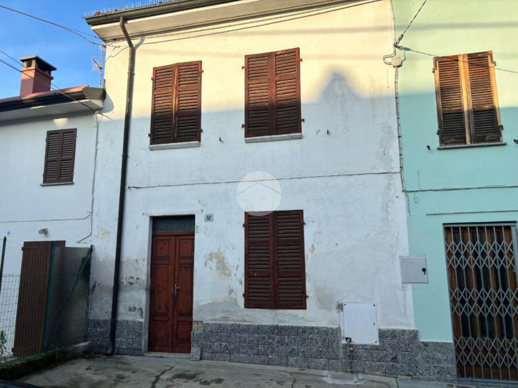 Casa Indipendente in vendita ad Arena Po frazione ripaldina Stradagrande, 57