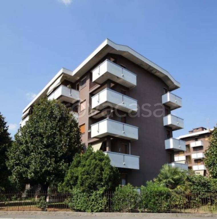 Appartamento in vendita a Parabiago via Vincenzo Bellini