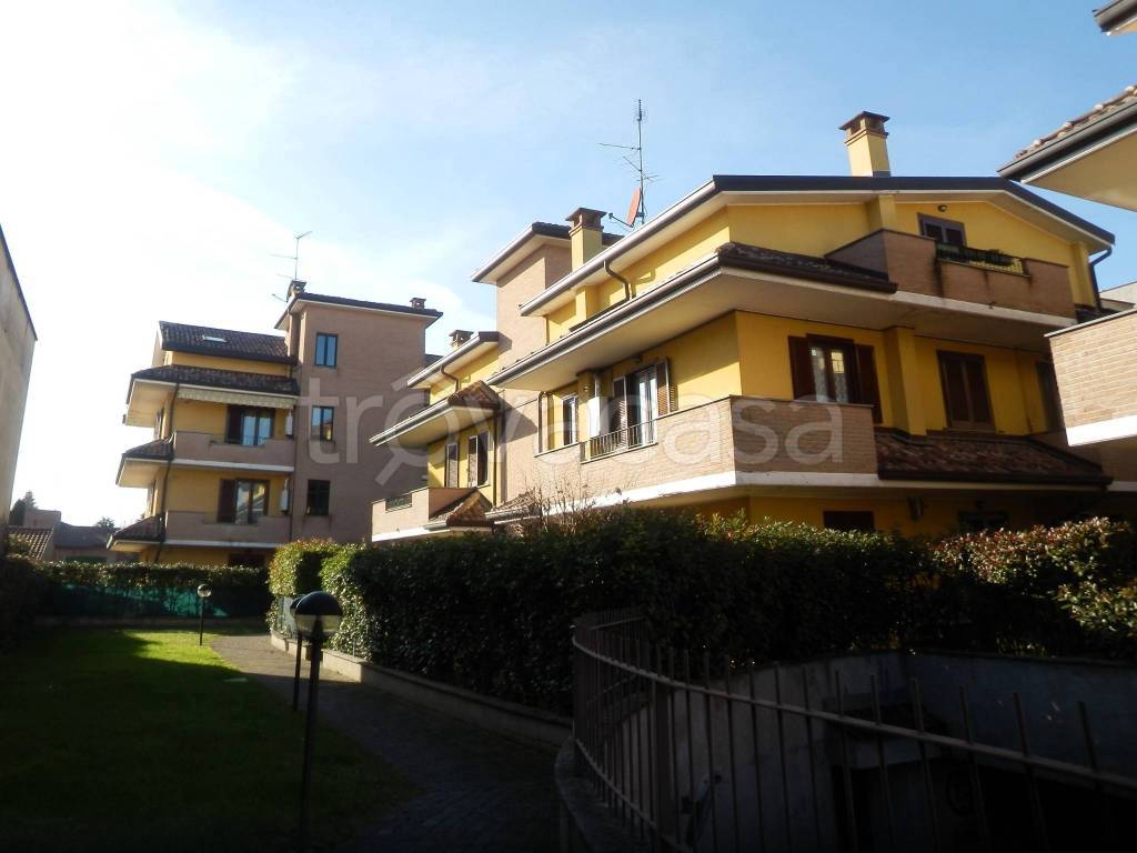 Appartamento in vendita a Origgio via Monte Santo, 7