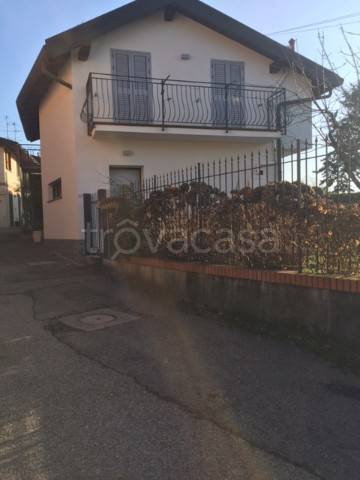 Villa Bifamiliare in vendita a Montano Lucino