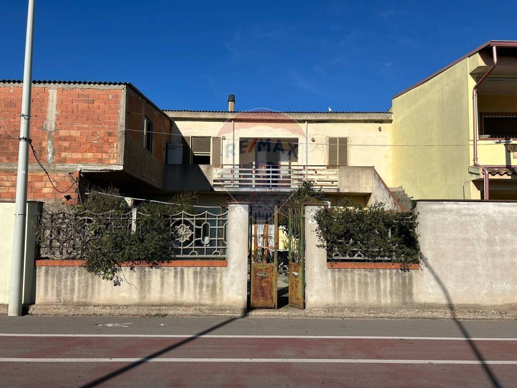 Casa Indipendente in vendita a Decimomannu via Raffaello Sanzio, 12