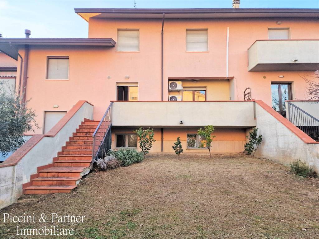 Villa Bifamiliare in vendita a Passignano sul Trasimeno via dei Mandorli