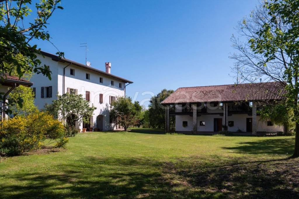 Villa in vendita a Gruaro via ca' basse, 1