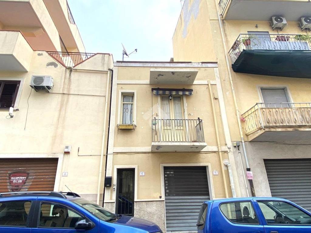 Casa Indipendente in vendita a Reggio di Calabria via Battaglia, 53