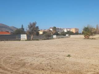 Terreno agricolo in affitto a palermo via giuseppe lanza di scalea