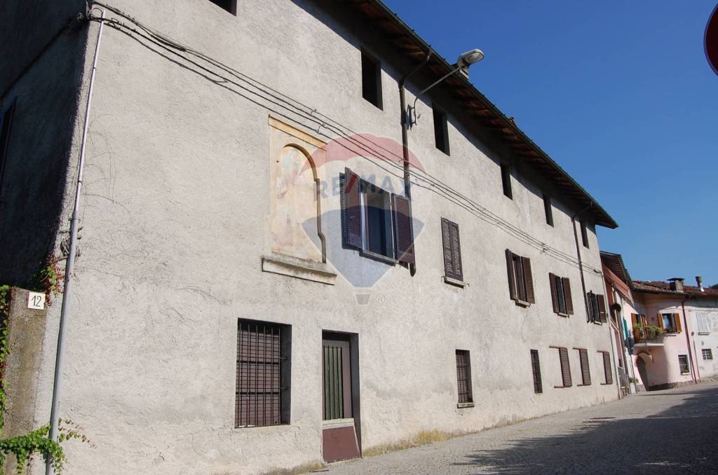 Casa Indipendente in vendita a Mesenzana